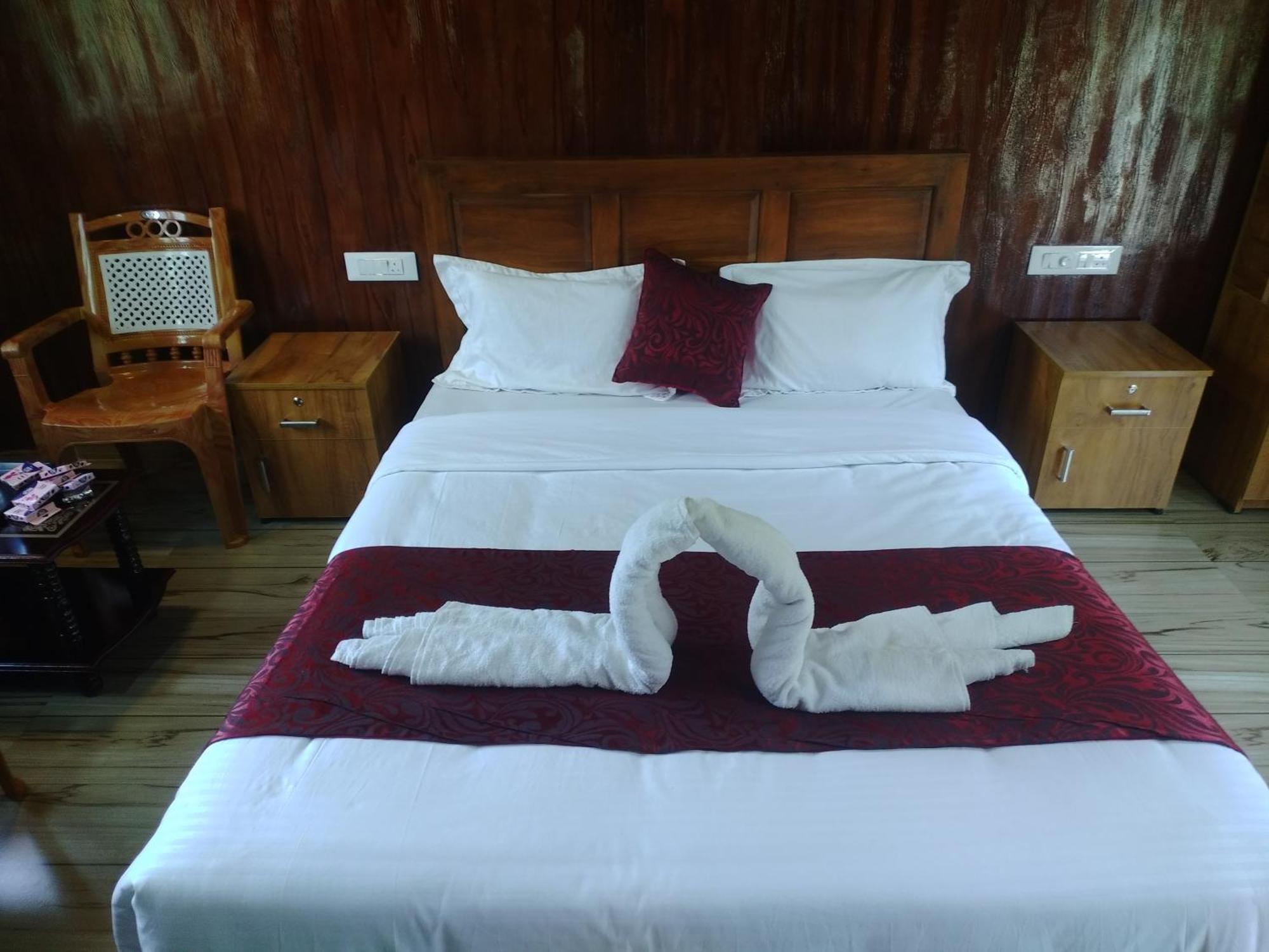 Don'S River Valley Jungle Resort Maraiyur ภายนอก รูปภาพ